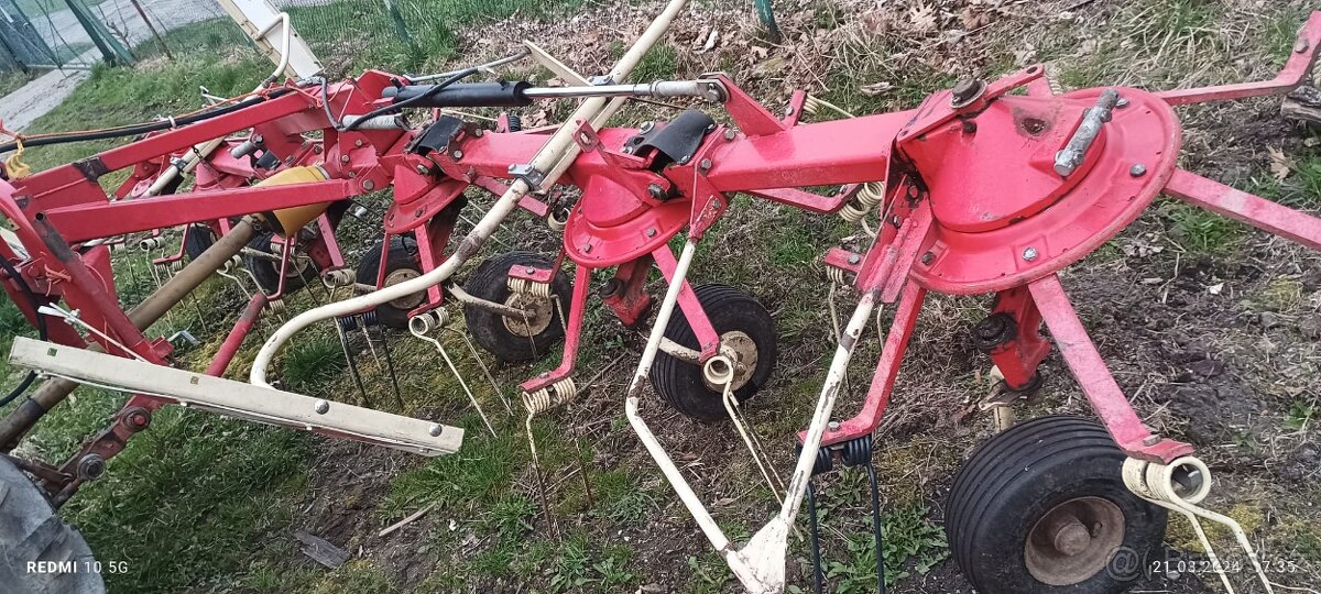 Obraceč sena PZ - 6