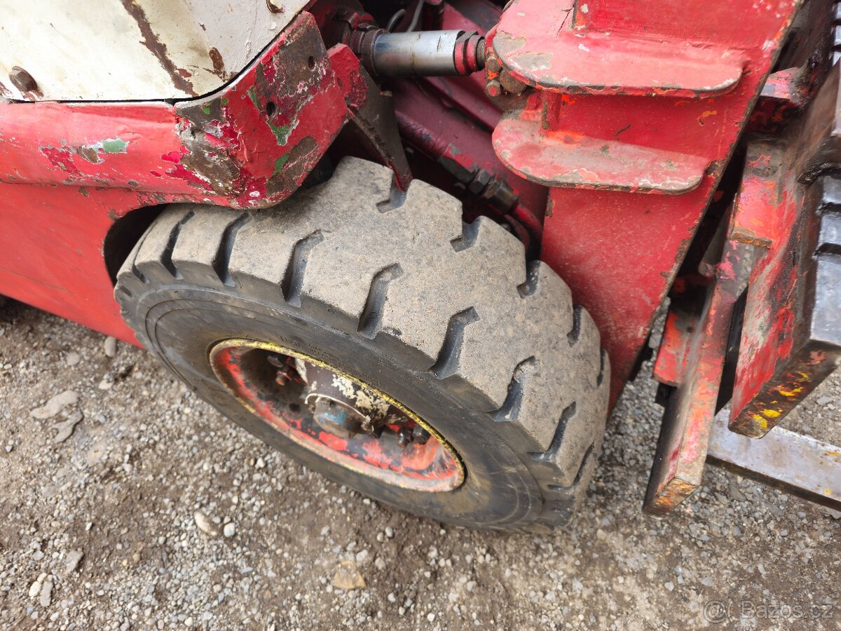 Desta 1622S, nosnost 1,6t. Motor zetor 2011, plně pojízdná. - 6