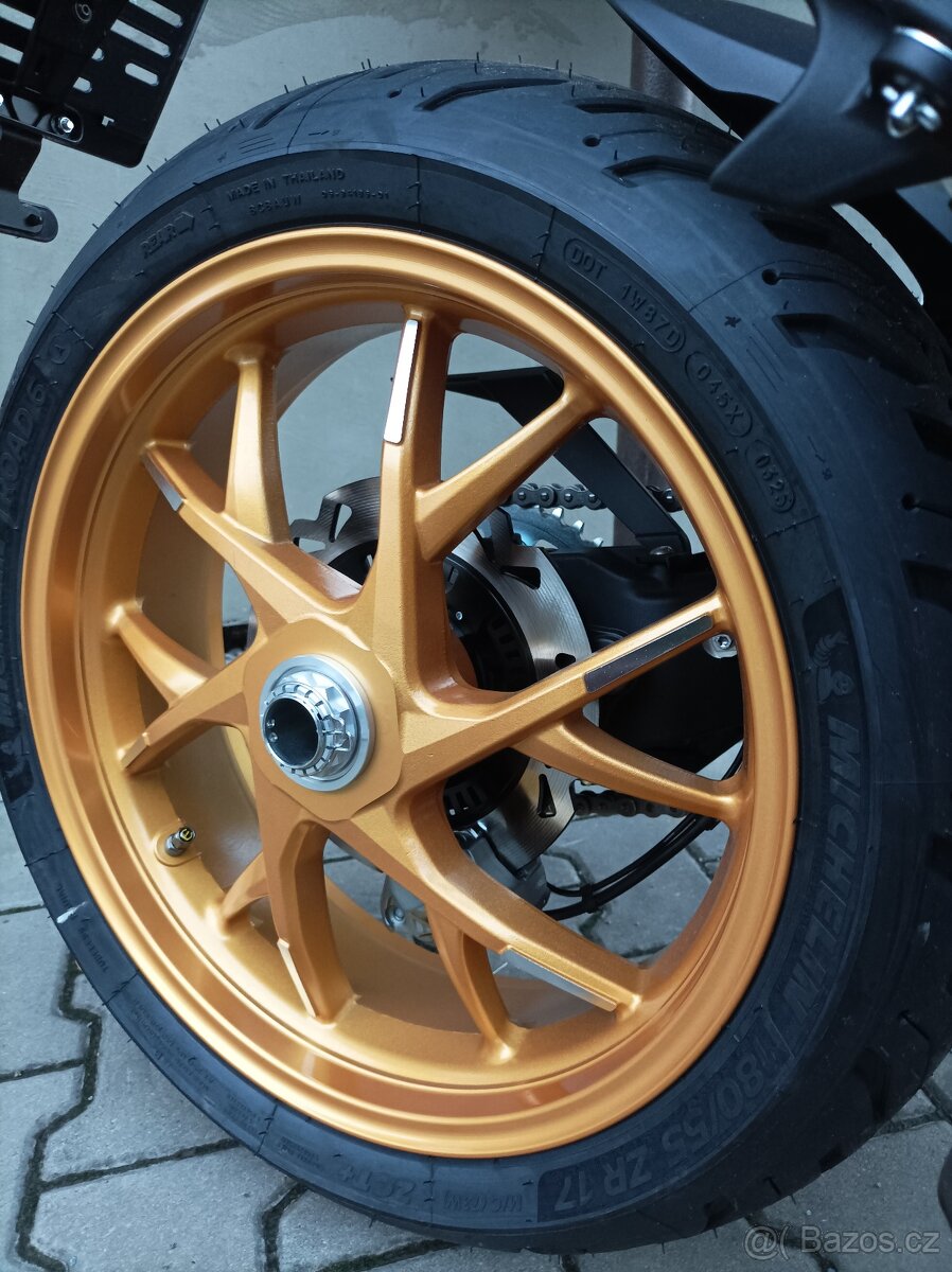 JD 750 by JAWA Racing - 6