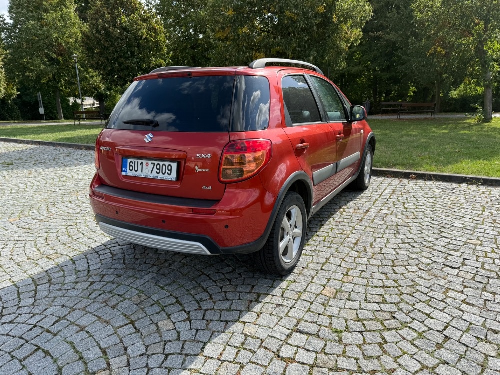 Suzuki SX4 1.2 benzín RV: 2008 - 6