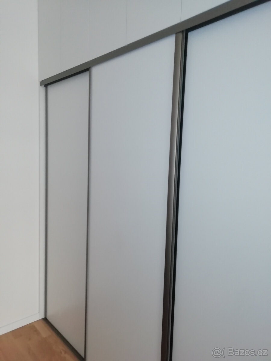 Vestavěné skříně všech rozměrů - 6