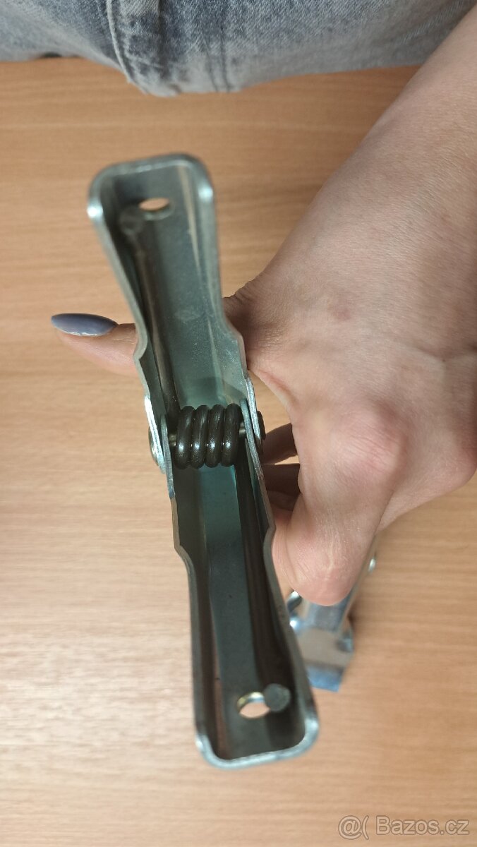 Kovové pružinové svorky - 6