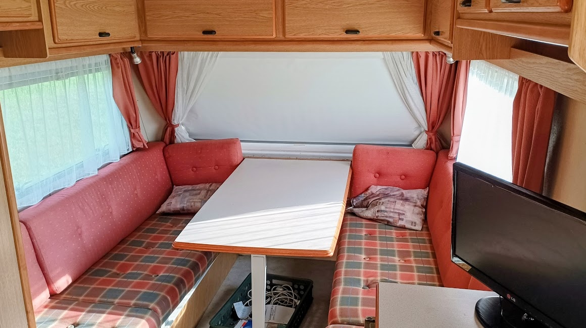 Avento 420 TL Premier, koupelna, WC, TV - 6