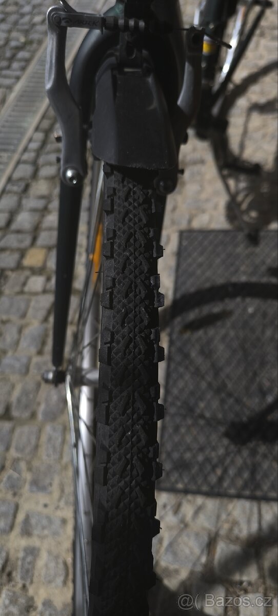 Trekové kolo Author CRG2001 - 6