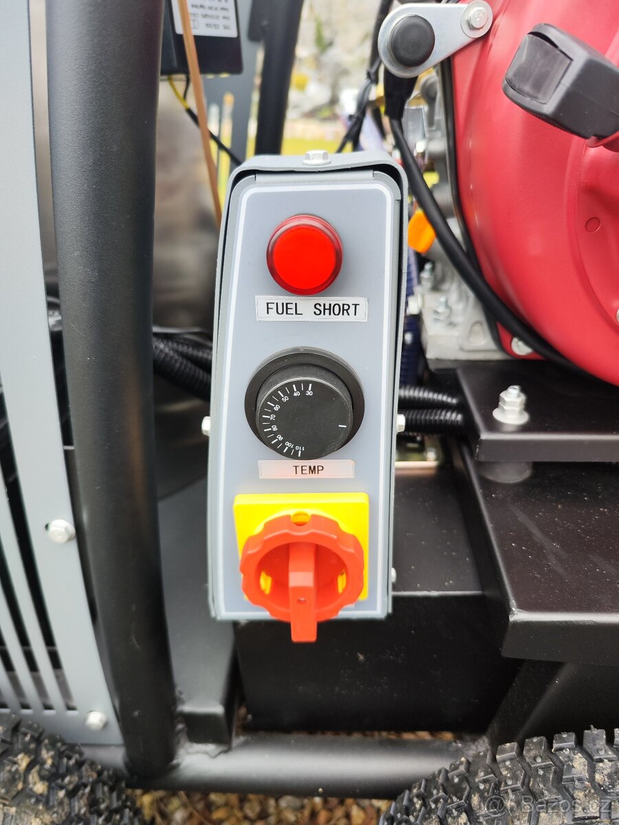 VYSOKOTLAKÝ ČISTIČ S OHŘEVEM VODY - 6