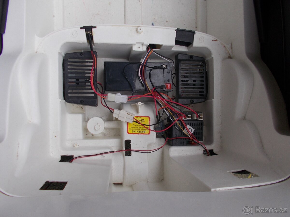 dětské elektrické autíčko - 6