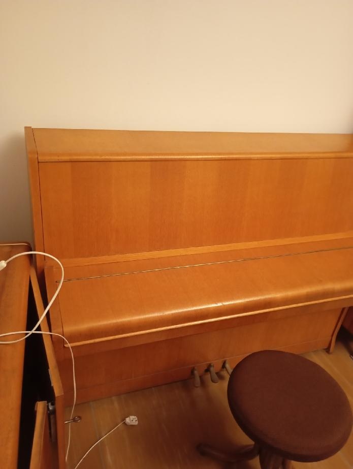 pěkné pianino Rösler, málo hrané, Plzeň - 6