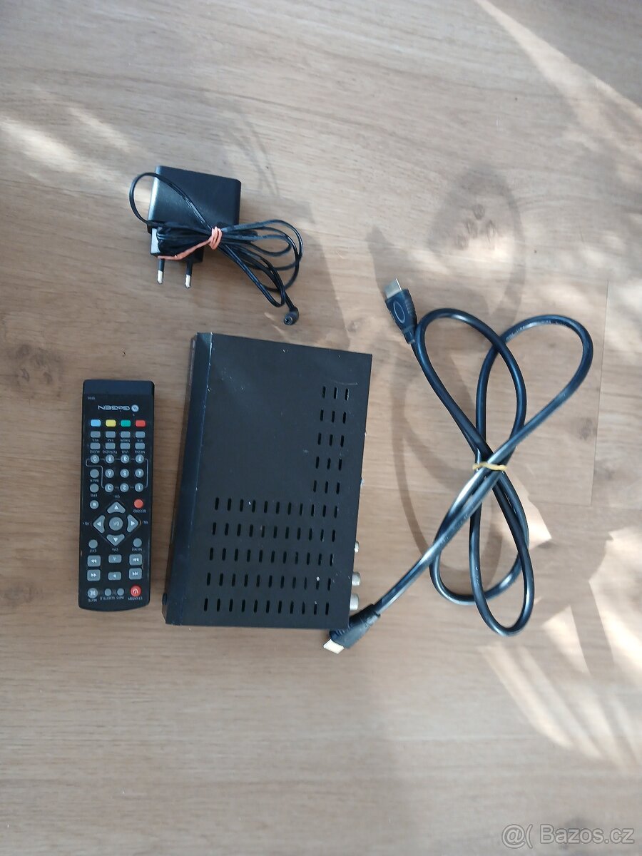 LCD televizor Samsung + Set-top box duální - 6