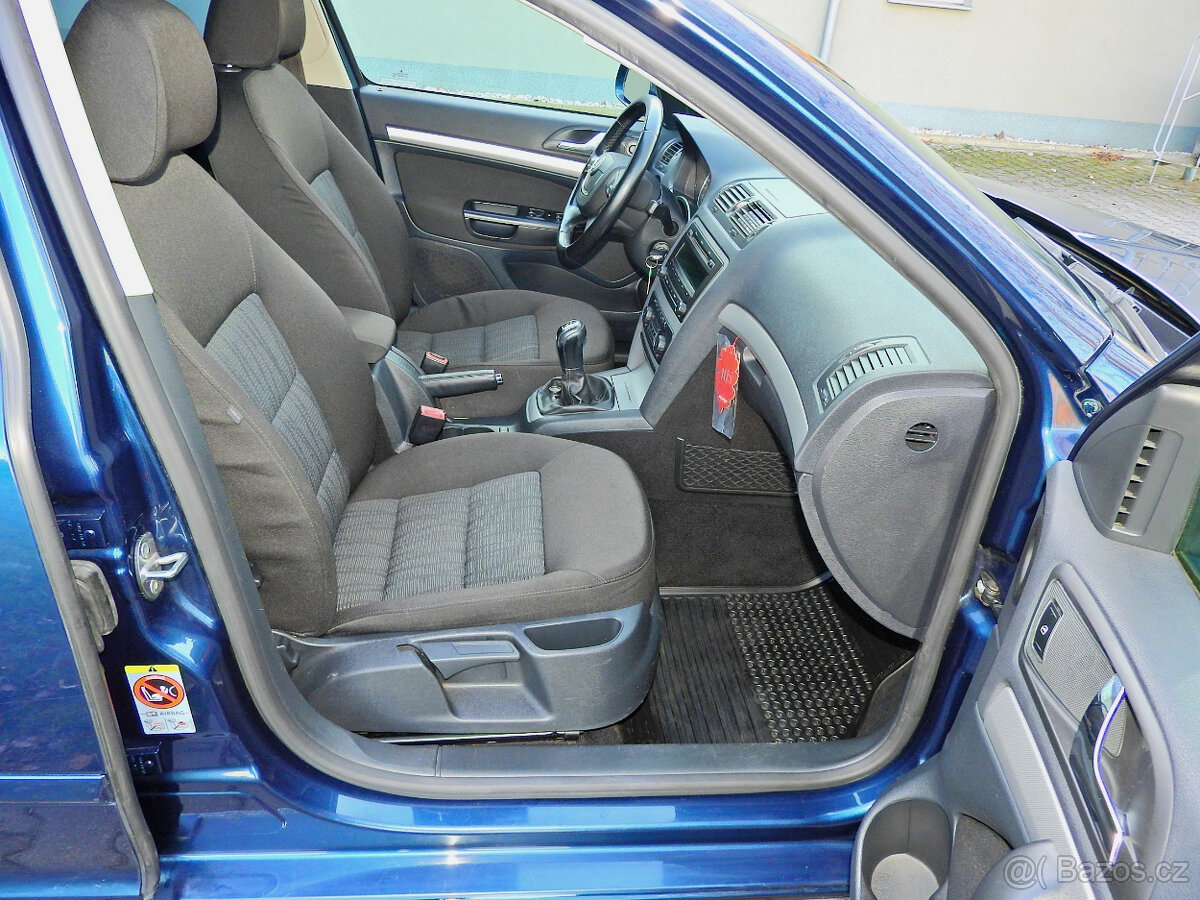 Š.Octavia II Com 2.0 TDI 103 kW,Facel.,2012,ČR,S.kn.,269 tkm - 6