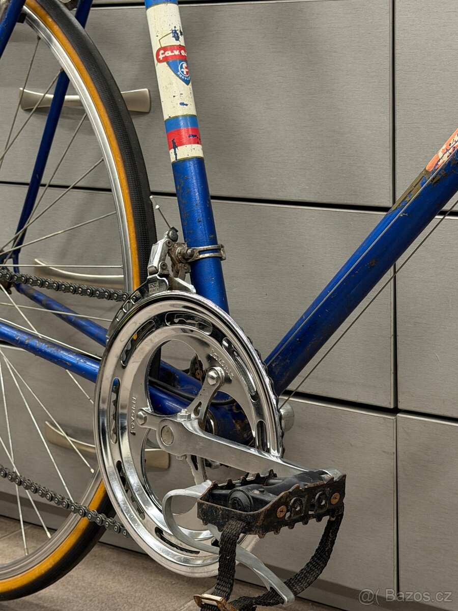 Silniční kolo Favorit - 6