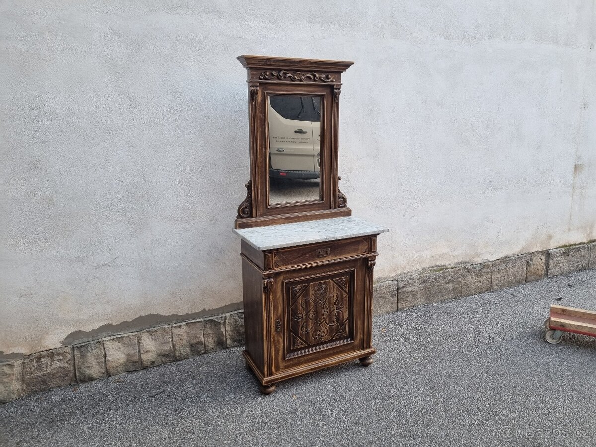 KRÁSNÁ STARÁ KOMODA SE ZRCADLEM - 6