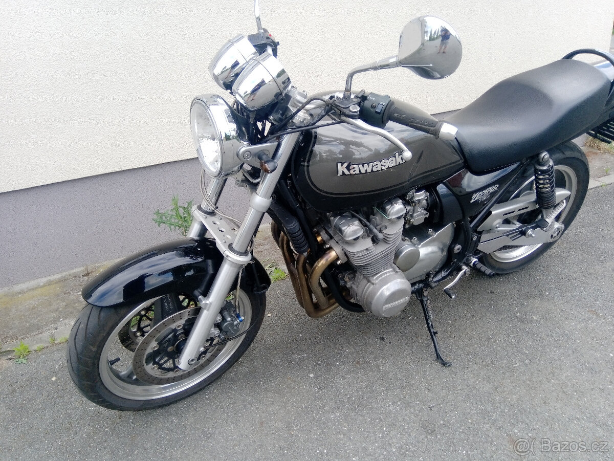 kawasaki zephyr 750 - 6