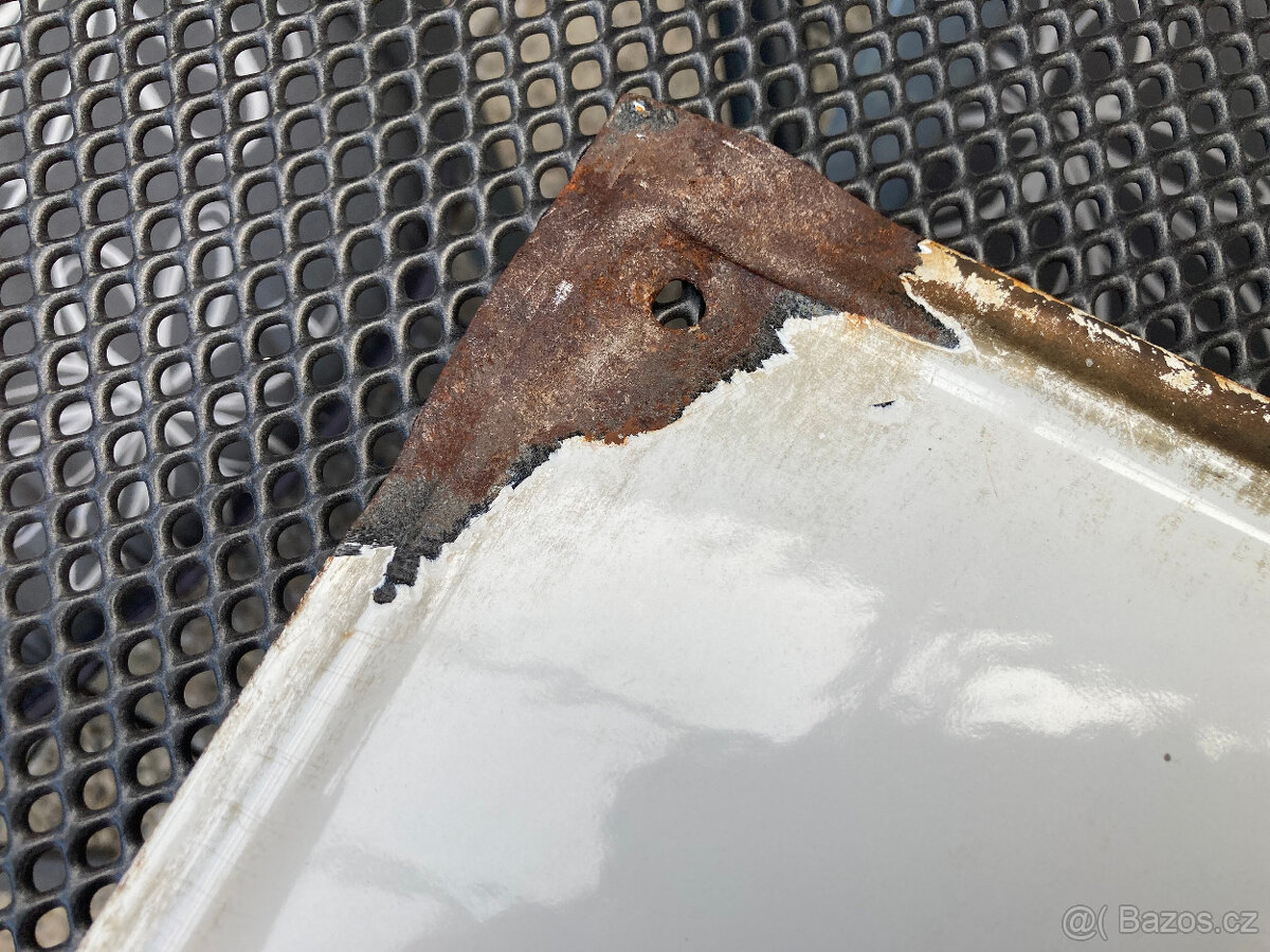 Cedule smaltovaná stará Základní devítiletá škola 1.000 kč - 6