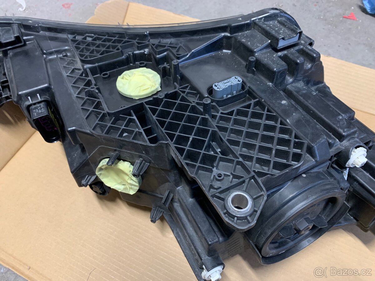 Světlo Superb 3 před face - 6