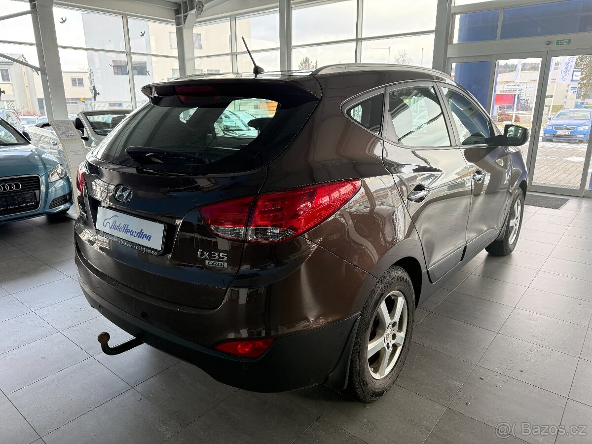 Hyundai ix35 1,7 CRDI,SERVISKA,ČR,TAŽNÉ - 6