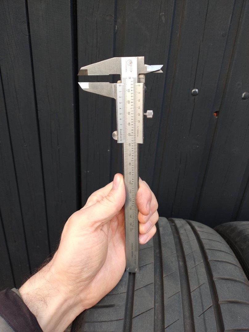 Goodyear EfficientGrip Performance 215/45 R16 90V - 6