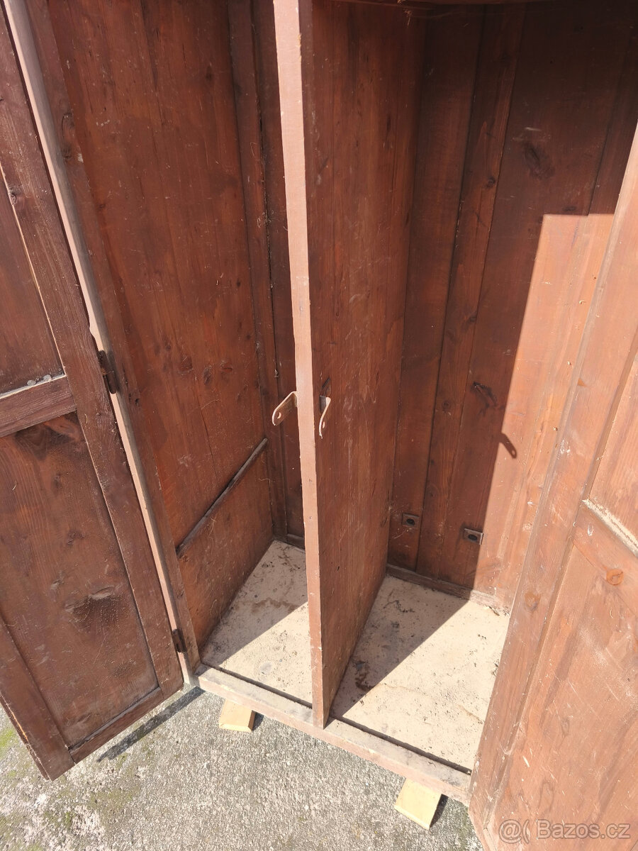 Starožitná skříň, zachovalá - 6