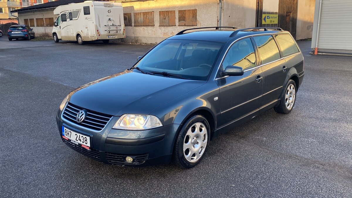 VW Passat Variant 1.9tdi manuál - 6