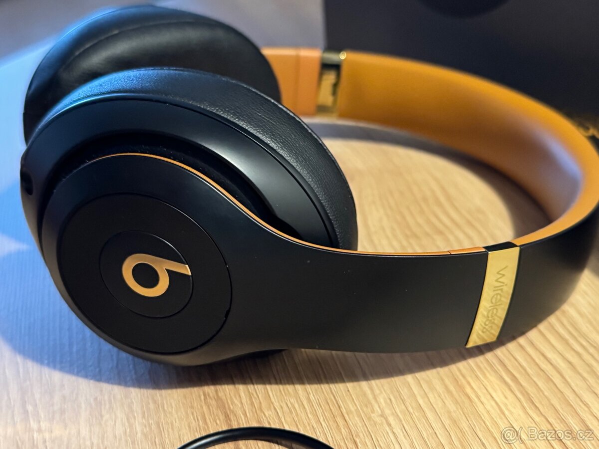 Beats by Dr. Dre Studio3 Wireless - 6