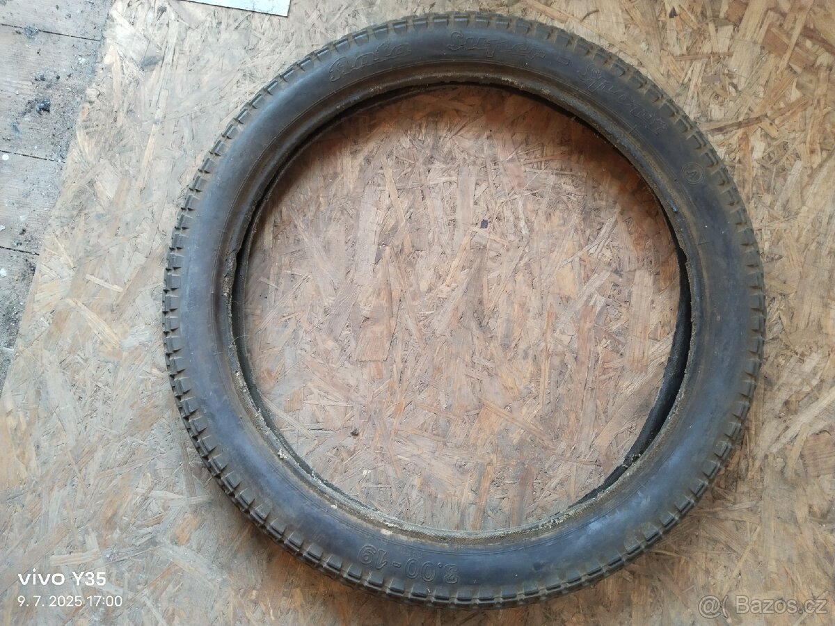 Jawa a ČZ - Baťa a Barum 19" - 6