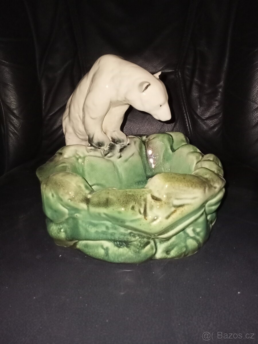 Popelník s medvědem. z.n Teplice V.20cm Š.21 cm - 6