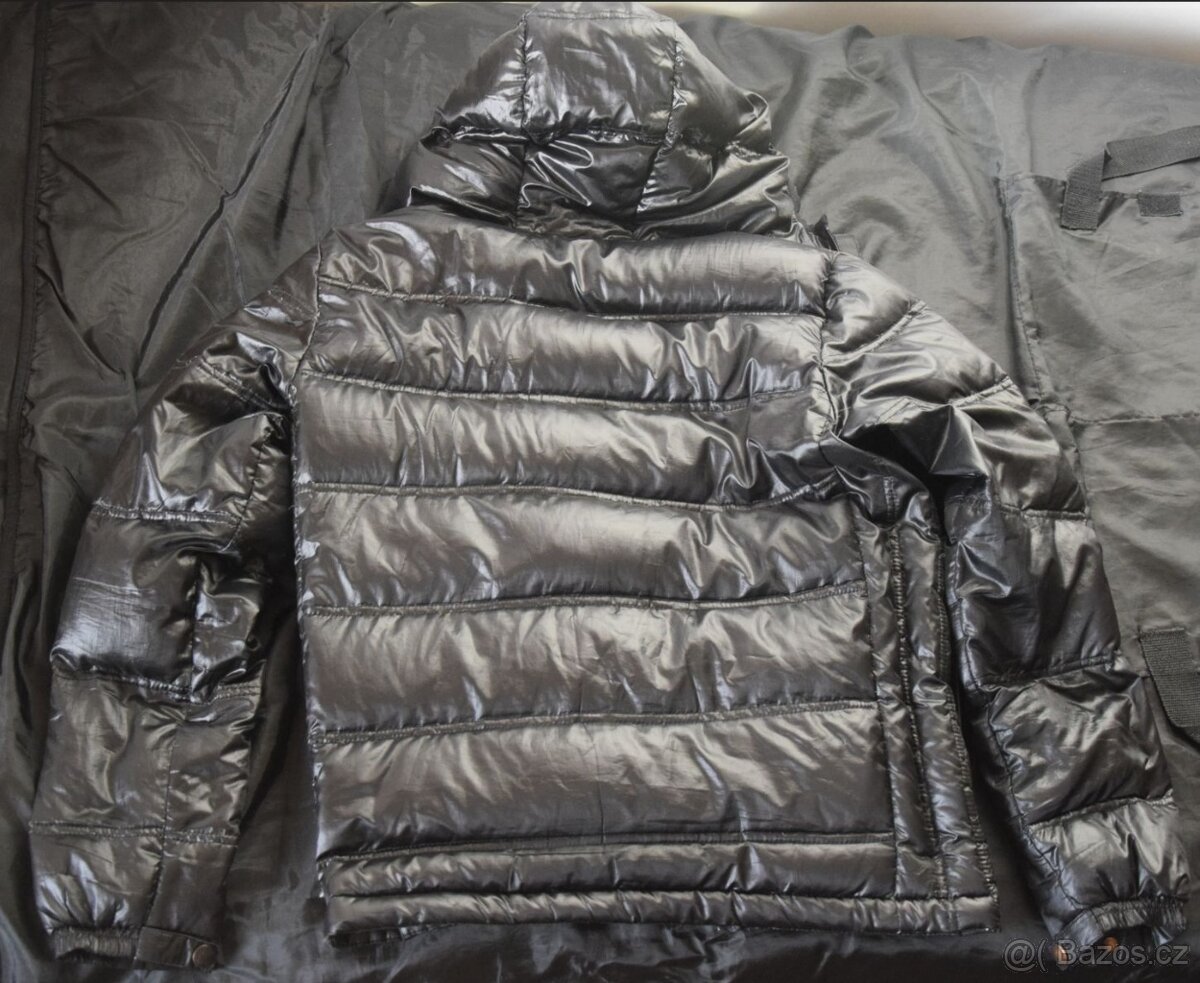 Bunda péřová ZARA velikost S, lehká, teplá, super stav - 6