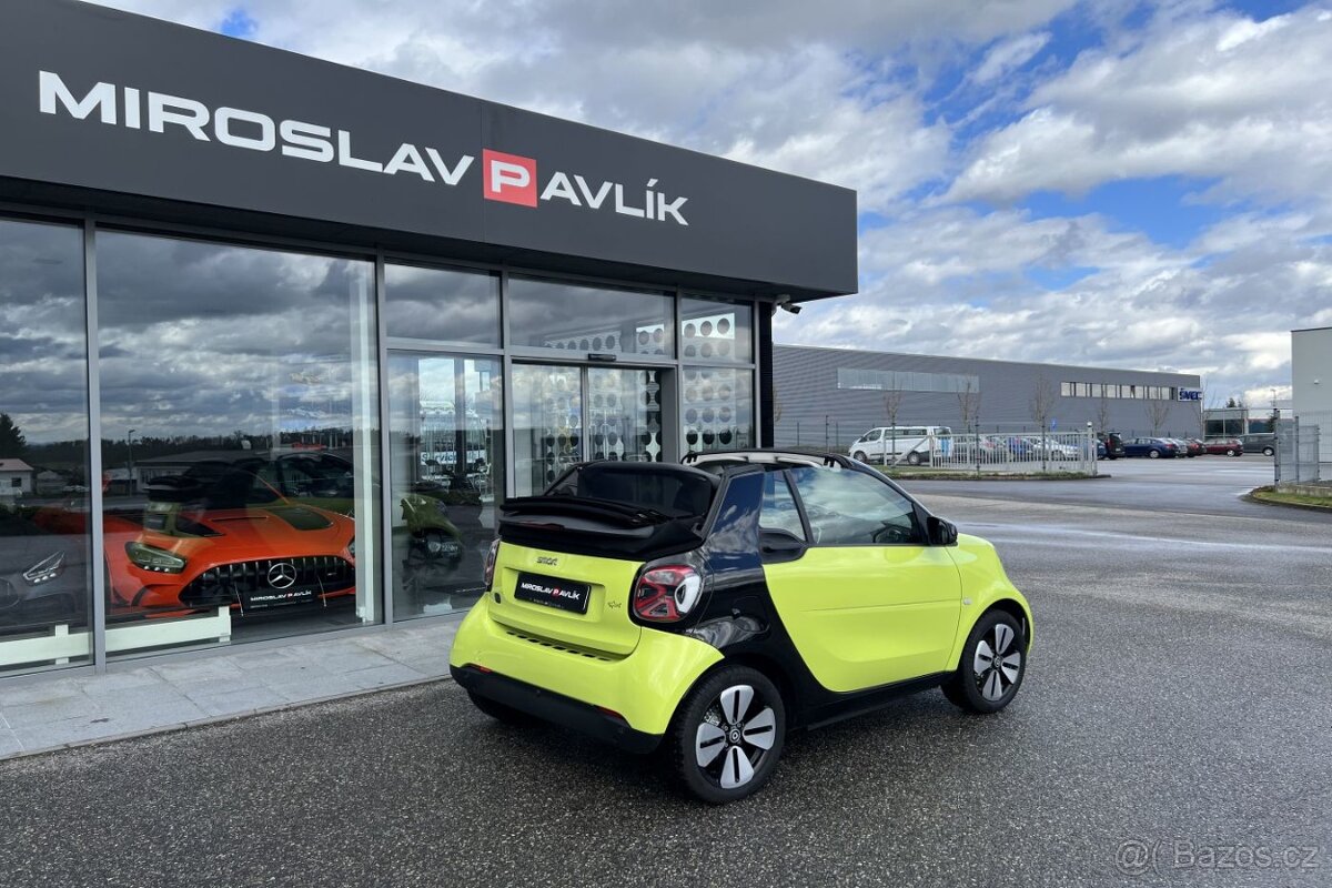 Prodám Smart Fortwo EQ Cabrio Passion JBL - 6