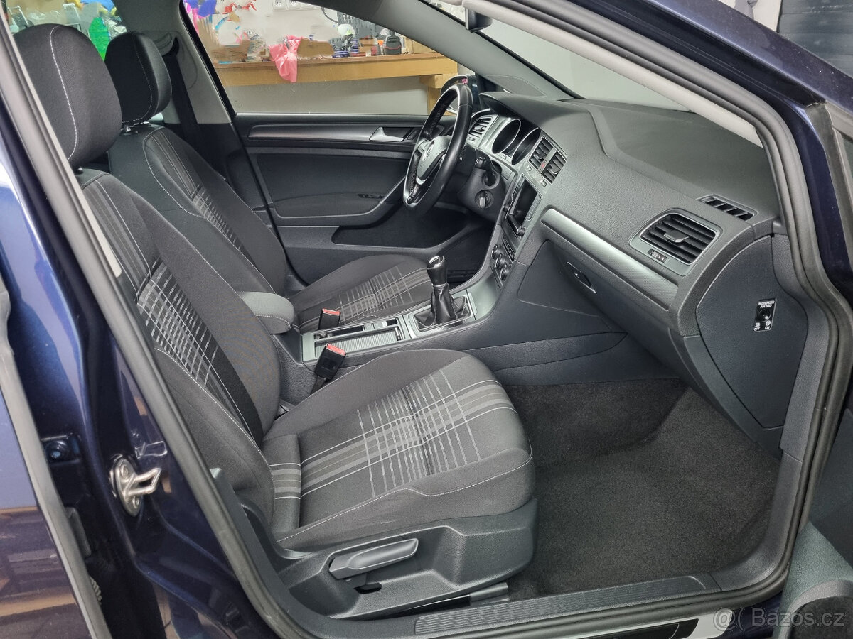 VW Golf 7 Variant 1.2 TSi 81kW akční výbava Lounge - 6