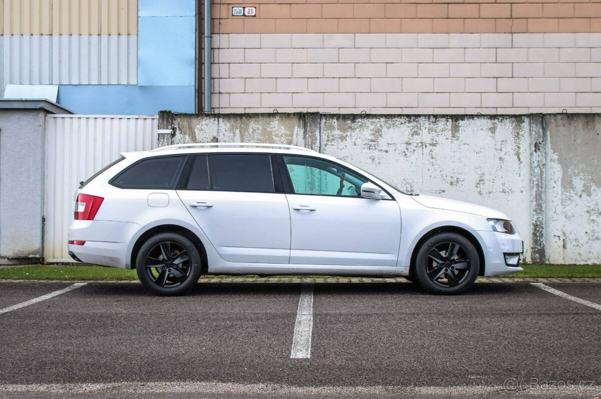 Škoda Octavia Combi 1.6 TDI 110k Active - 6