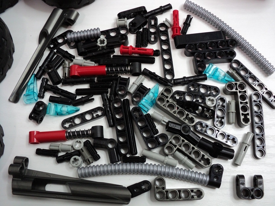 Lego RC set 8475 - 6