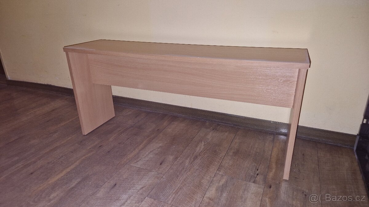 Jídelní stůl a dvě lavice - 6