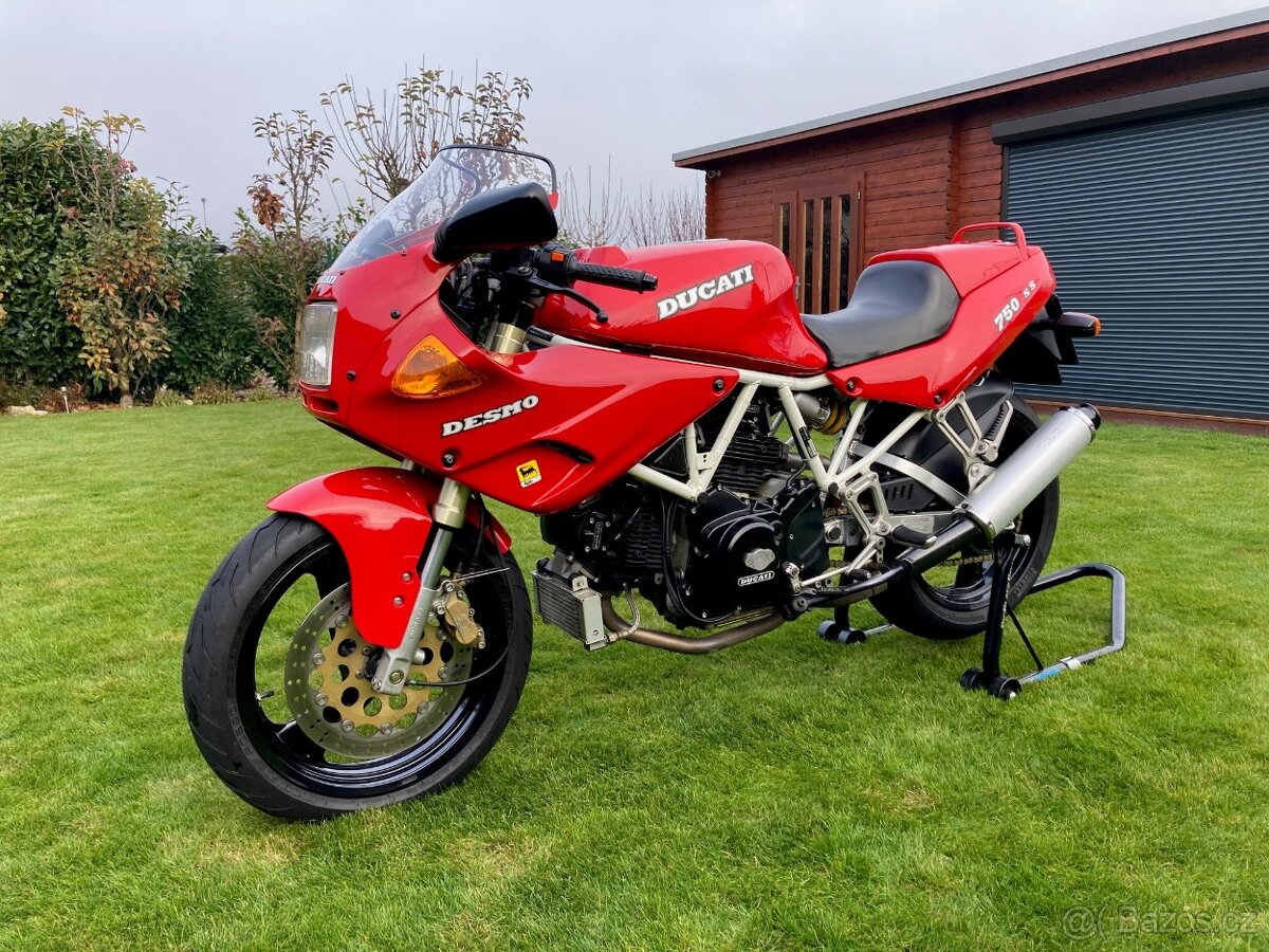 Ducati 750 SS - 6