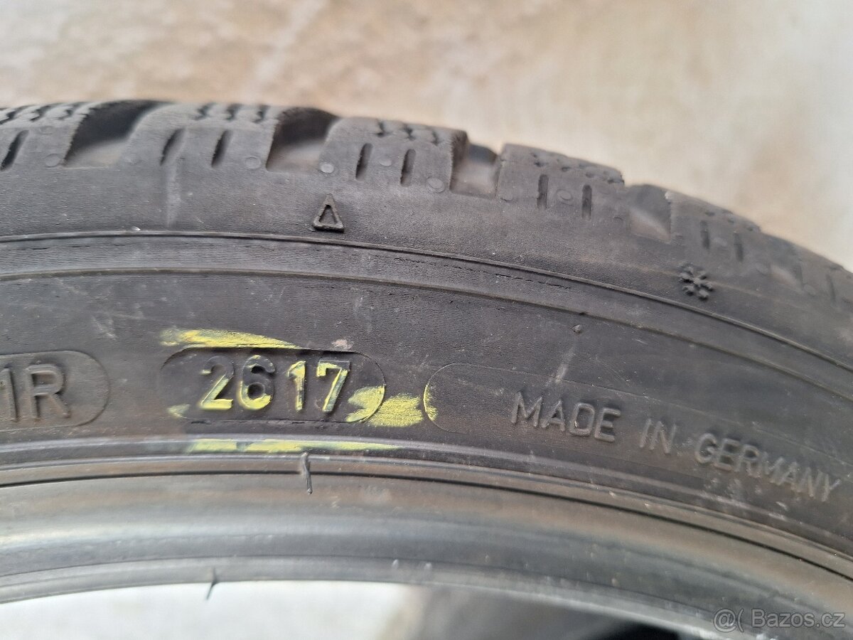 Prodám zimní pneu 225/40/18 Dunlop - 6