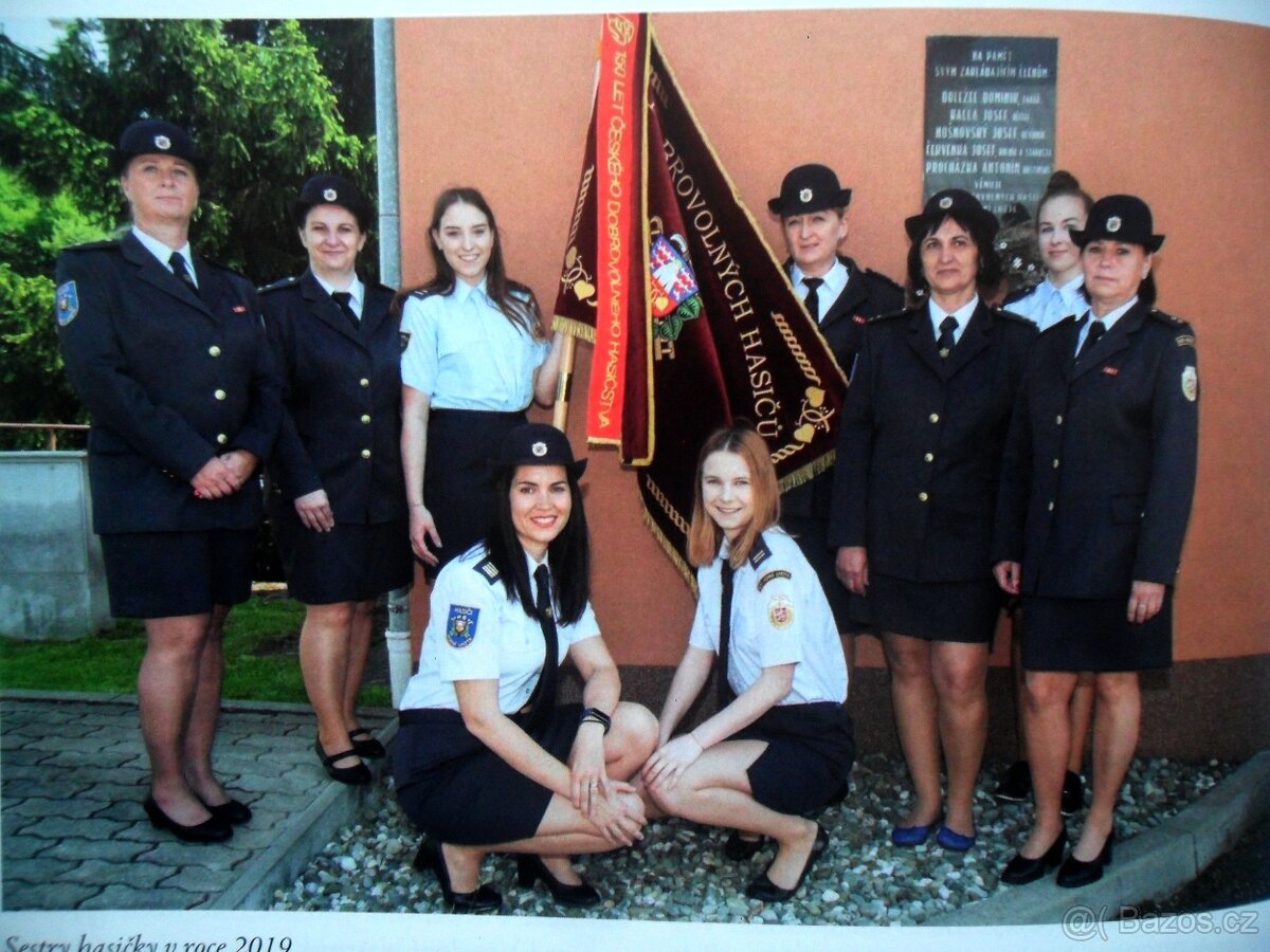 Kniha o Horní Lhotě ( rozfoceno 11 snímků ) - 6