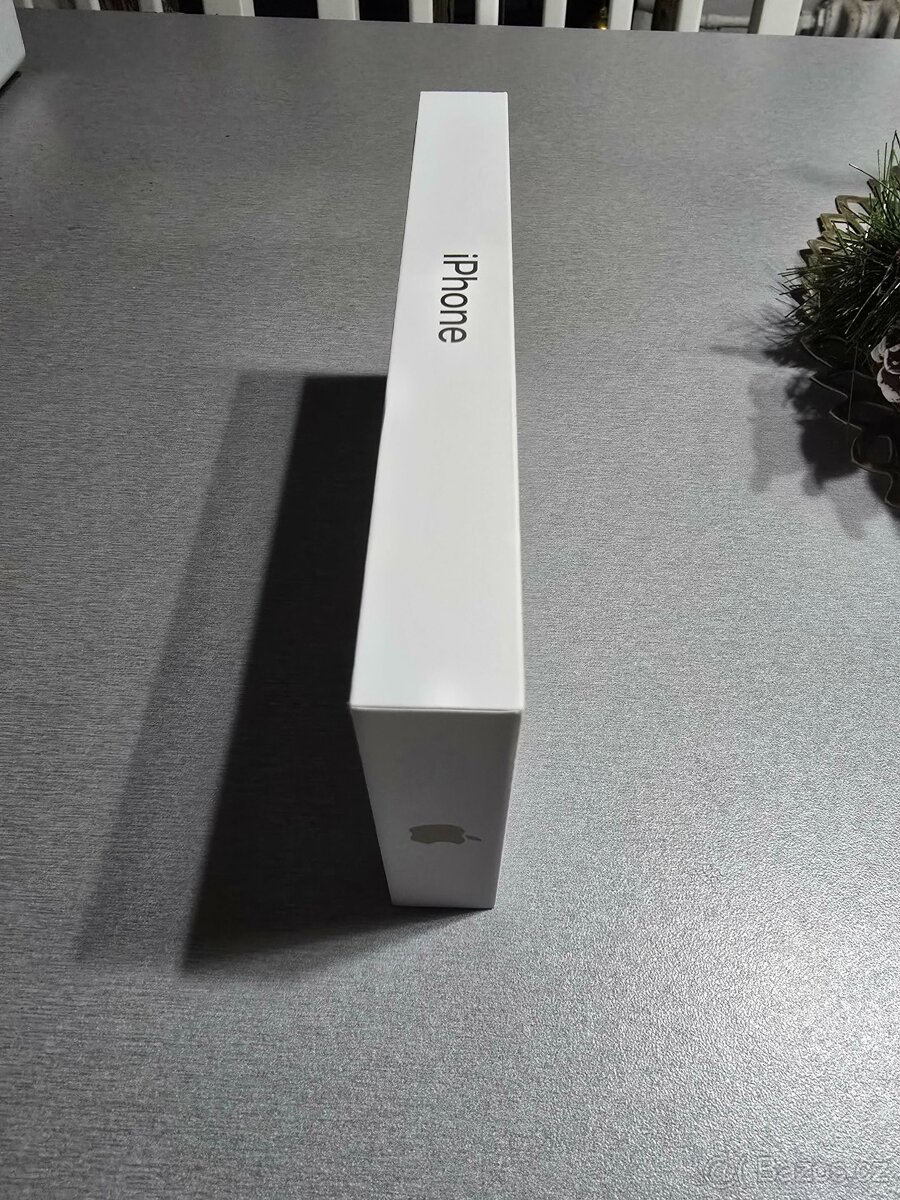 Apple iPhone Air 256 GB – nový, originálně zabalený (GOLD) - 6