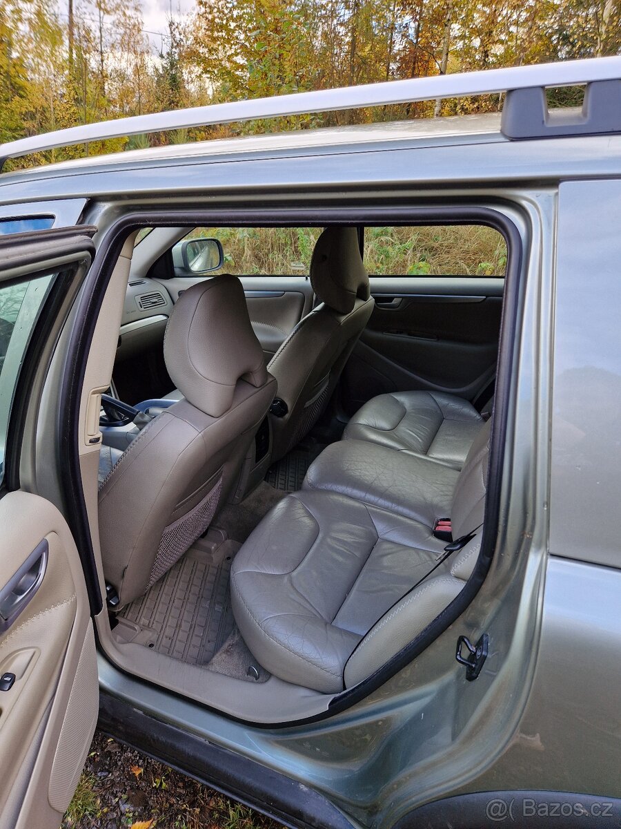 Volvo xc70 2.4D5 136kw - 6