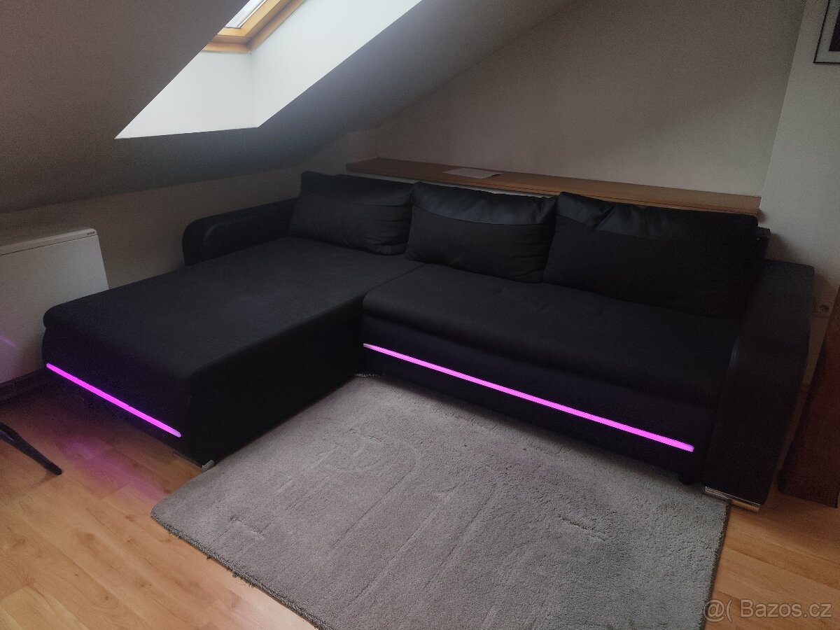 Rohový rozkládací gauč černá - 6