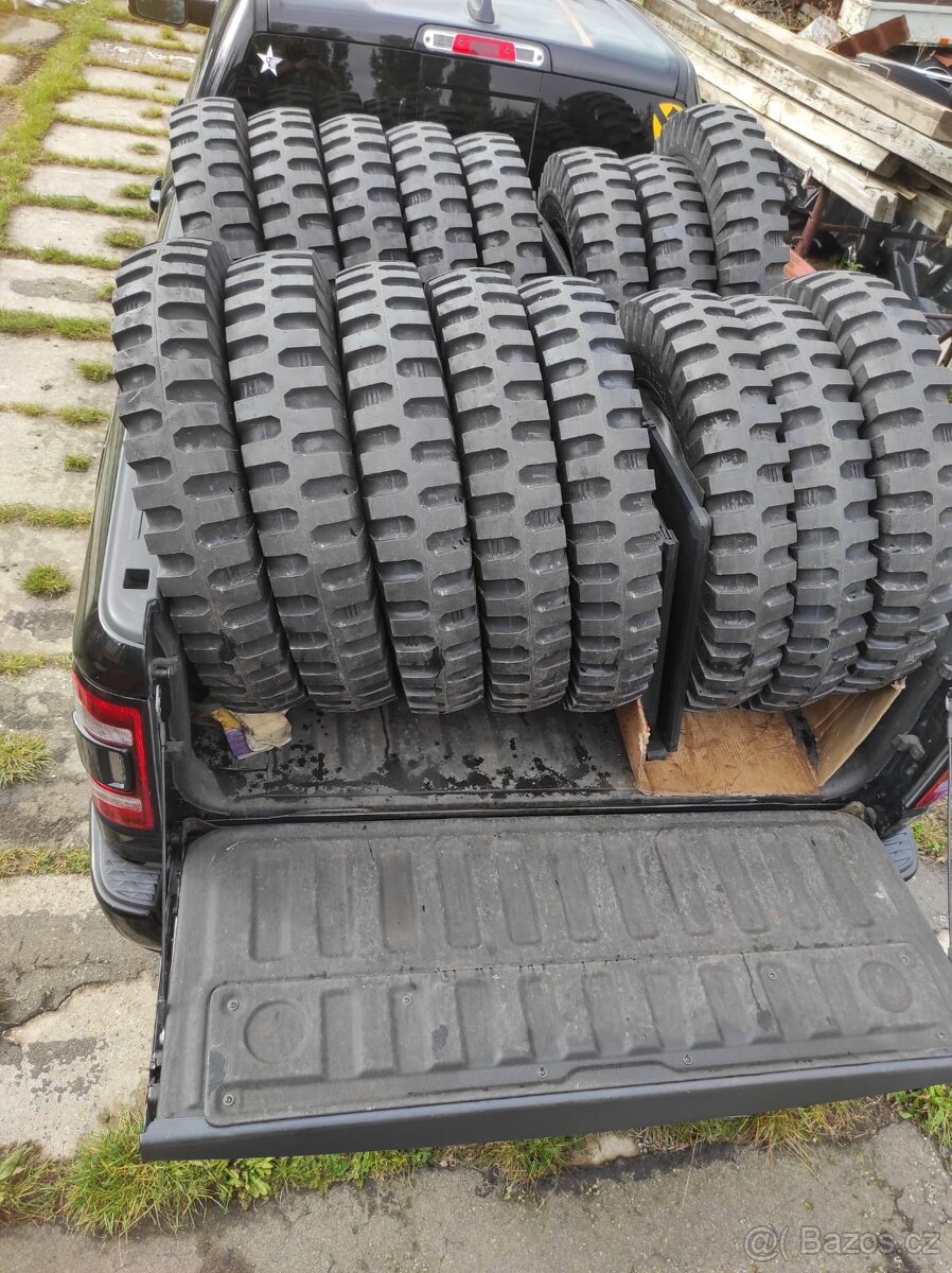 Pneumatiky GMC cckw Dodge WC - 6