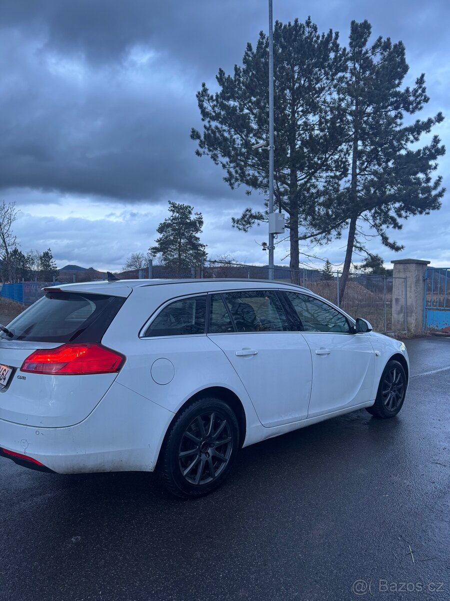 Opel Insignia 2.0 TDI Automat 2009 - 6