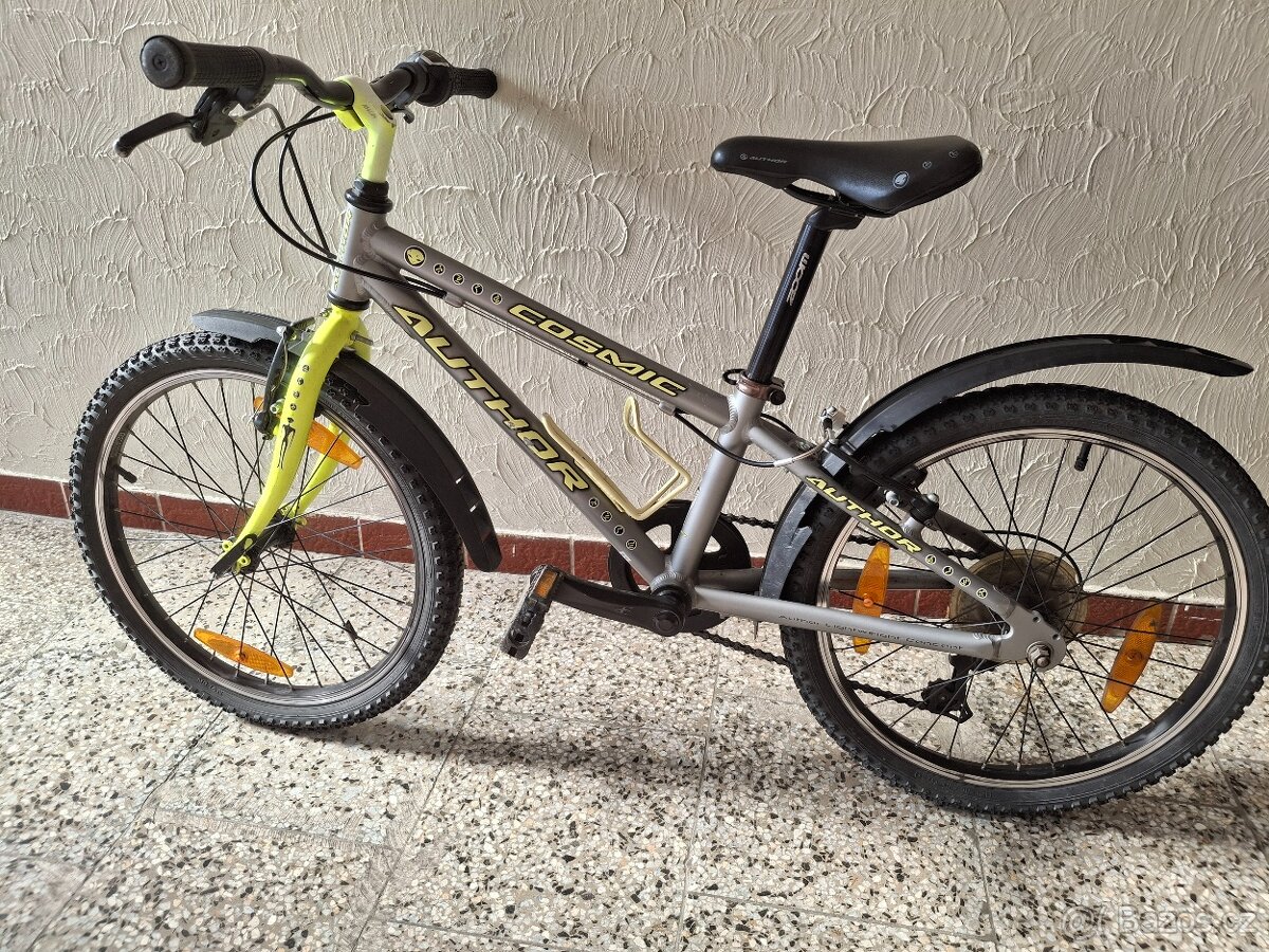 Author Cosmic 20 - 6