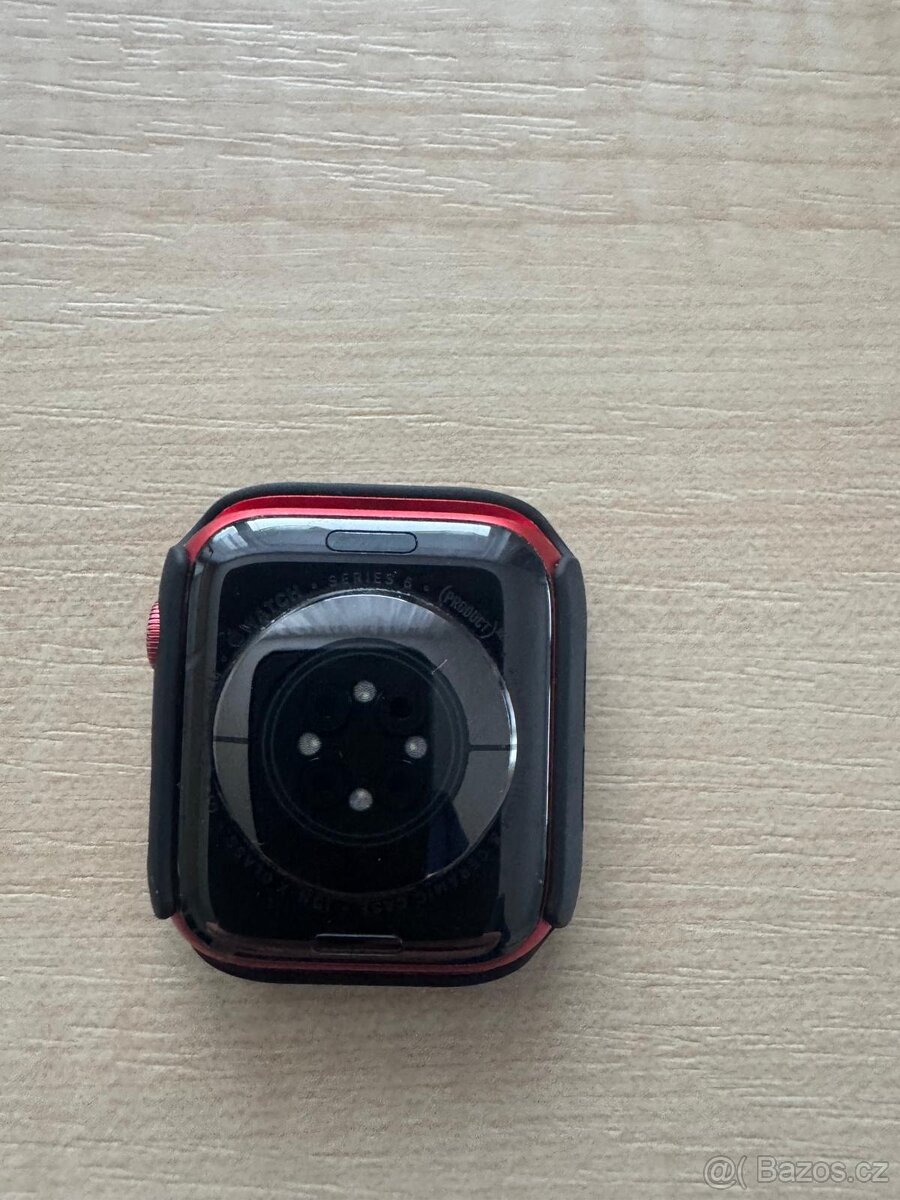 Apple Watch Series 6 - 6