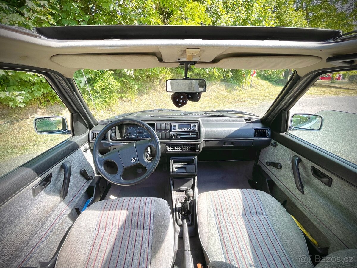 VW Jetta Mk2 Coach - 6