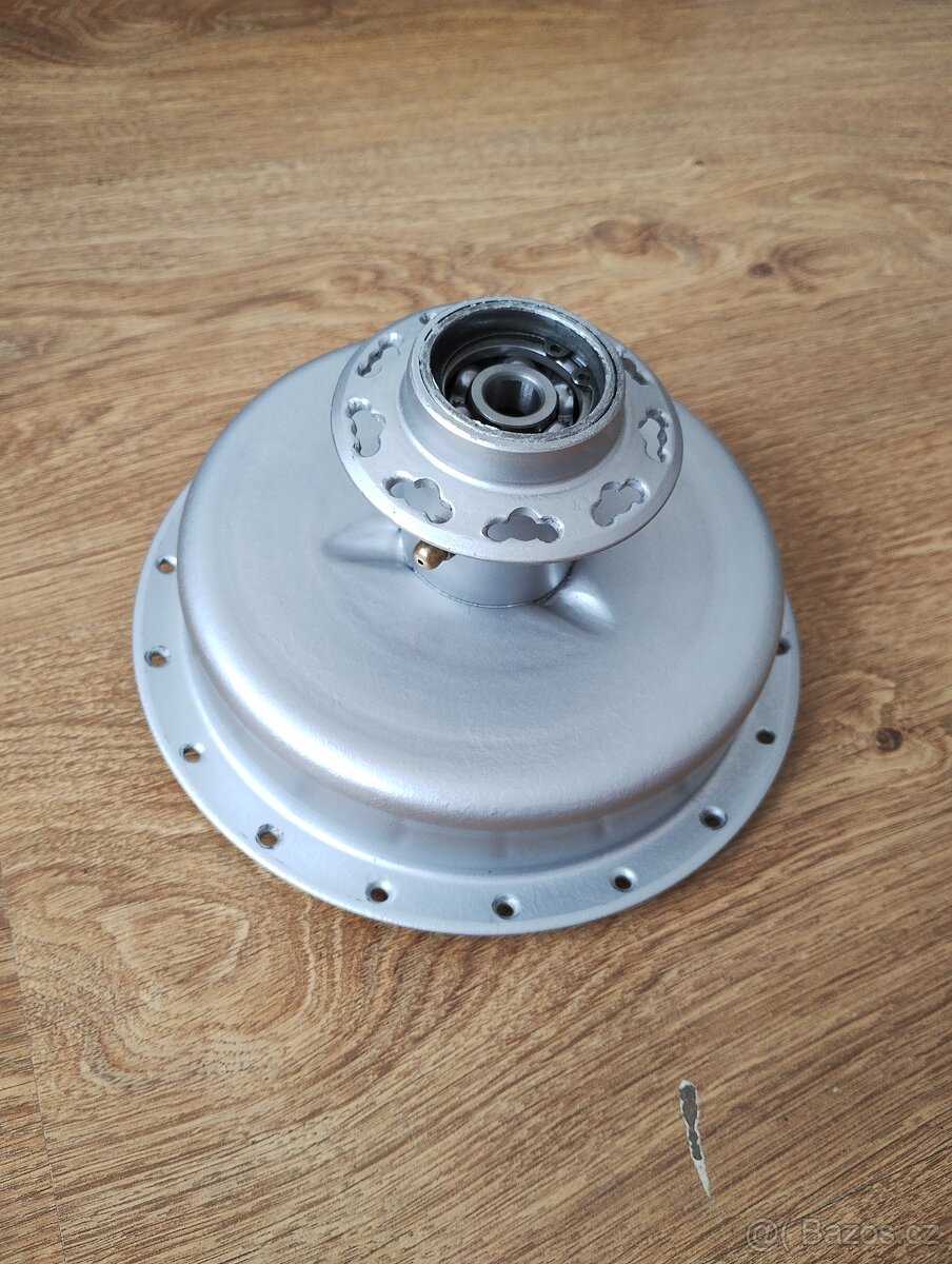 Prodám krásný střed kola Jawa pérák 250 Janeček 150mm - 6