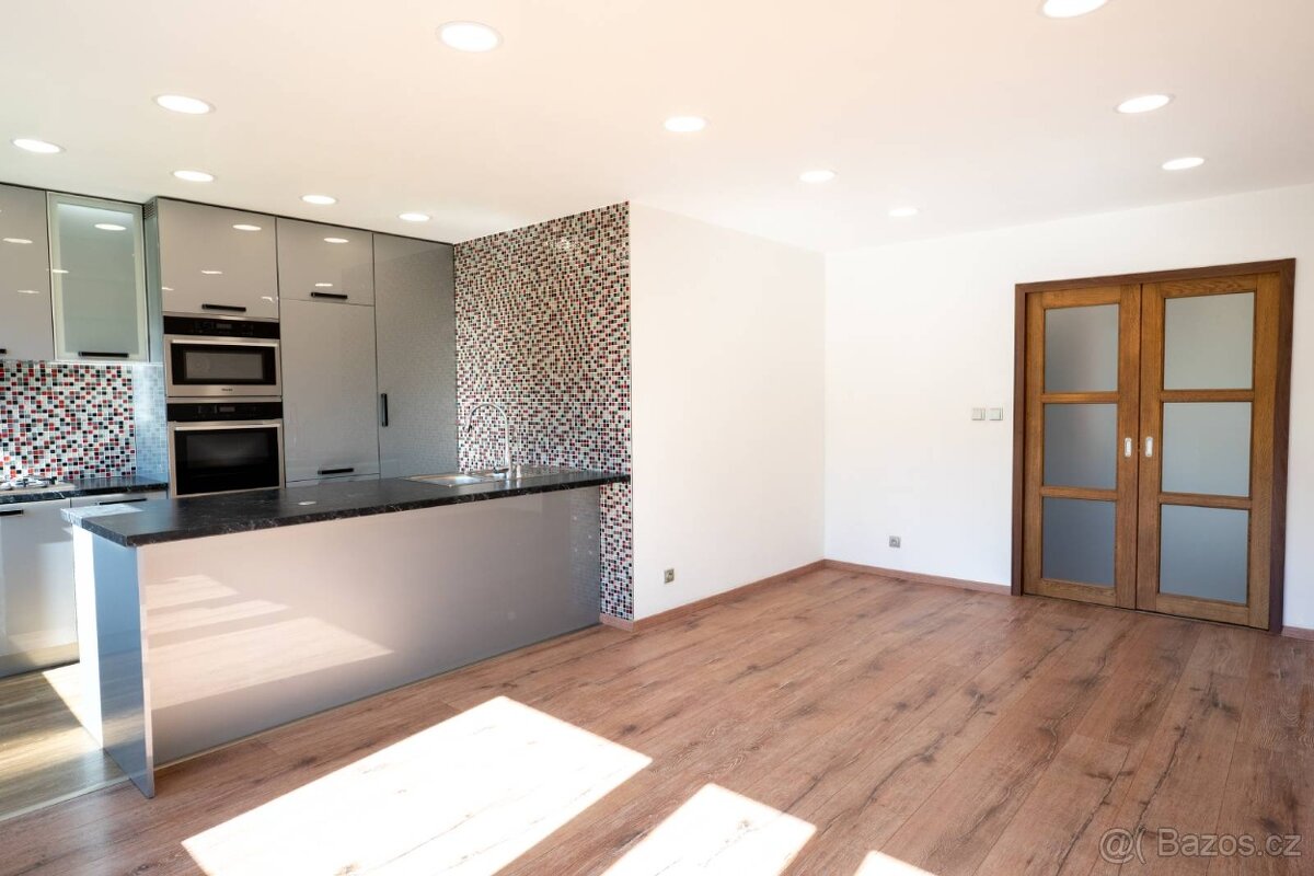 Byt 3+kk Molákova, P 8 Karlín, 71 m2 na Metru - 6