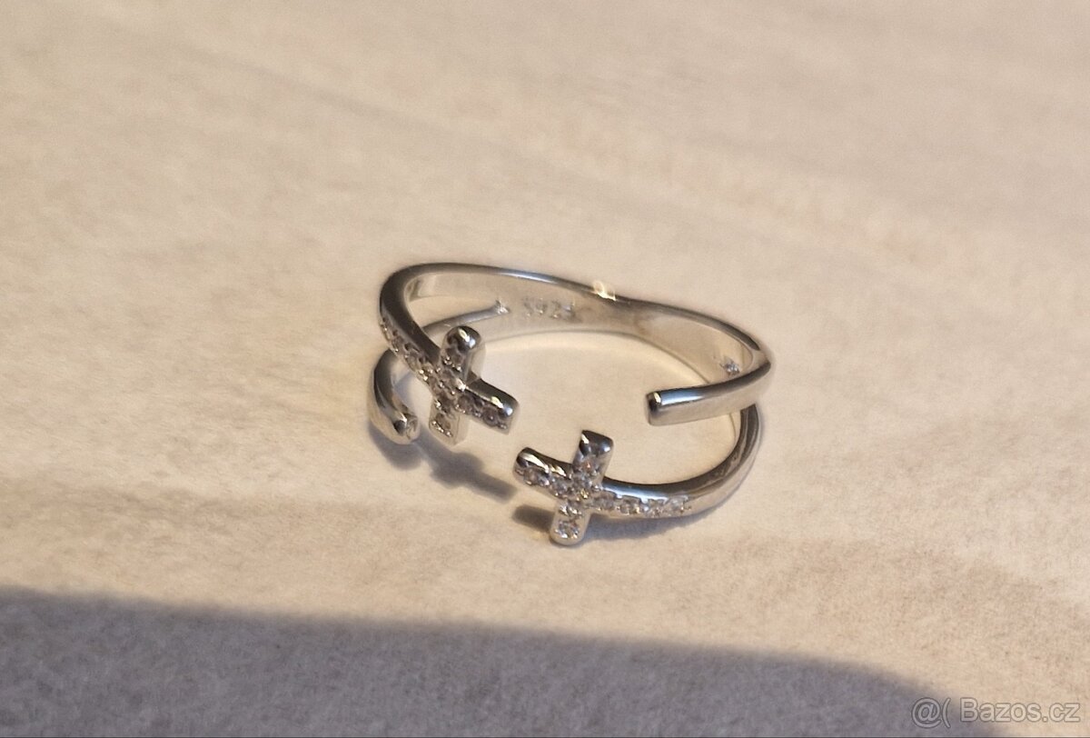 Nový dámský stříbrný prsten prstýnek 925 otevřený kříže kříž - 6