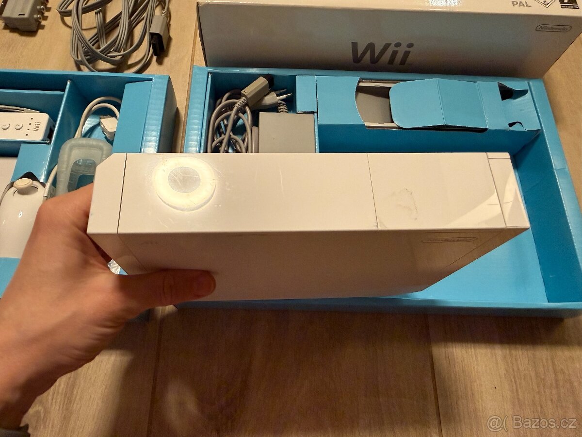 Nintendo Wii (RV-001) Wii Sports Pack - 6