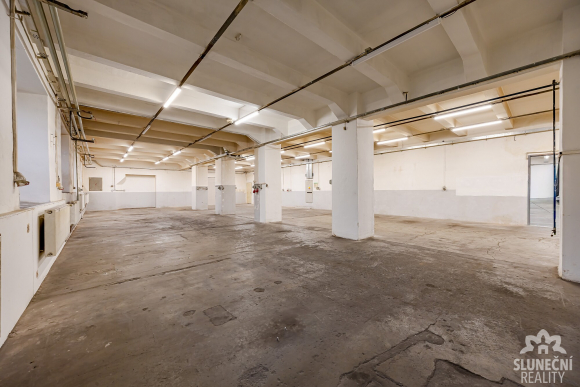 Pronájem skladových a výrobních prostor – 420 m², Uherský Br - 6