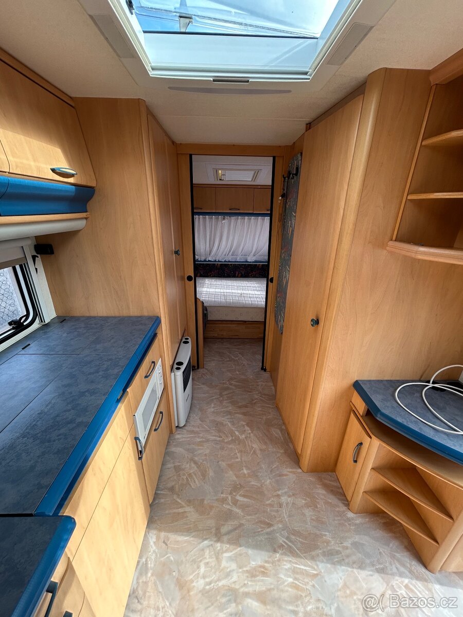 Prodám karavan Hobby de luxe - 6