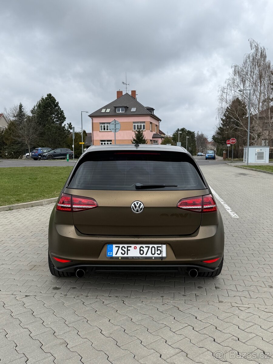 VW Golf GTI - 6