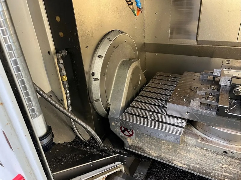 obráběcí centrum 5 osé HERMLE C 40 U - 6